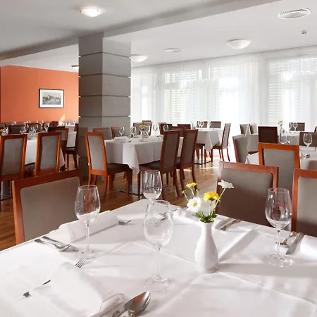 فندق Badenia Praha 3*